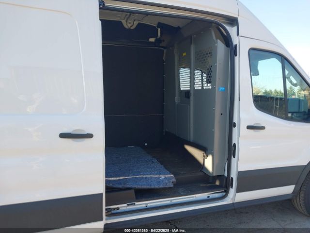 1FTBW3X89RKB49268 Ford Transit-350 Cargo Van