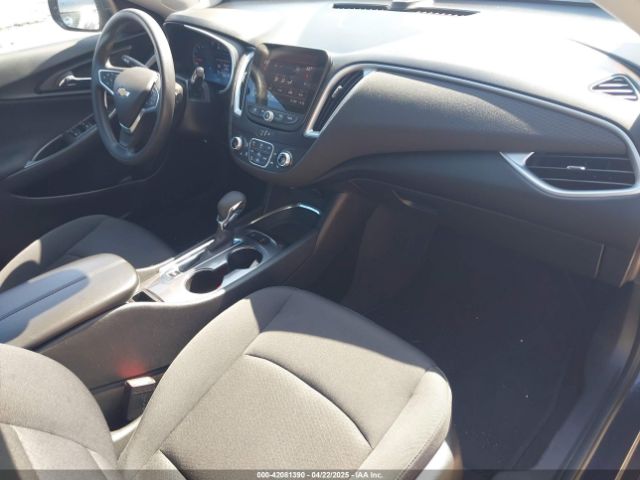 2022 CHEVROLET MALIBU 1G1ZD5ST7NF206378 Photo 4