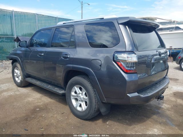 2018 TOYOTA 4RUNNER JTEBU5JR6J5603977 Photo 2