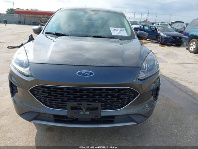 1FMCU0G68LUB66318 Ford ESCAPE SE