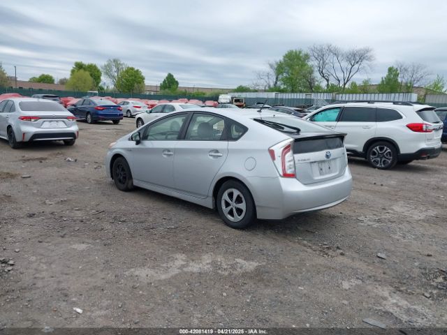 JTDKN3DU8F0426360 Toyota Prius Two