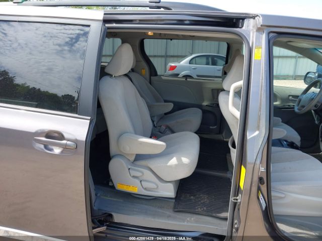 5TDKK3DC4ES431664 Toyota Sienna Le V6 8 Passenger