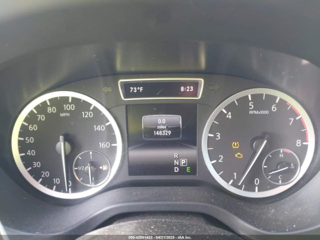 SJKCH5CP7JA054688 Infiniti Qx30 Premium