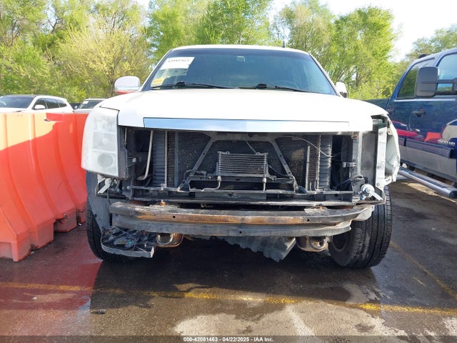 2010 CADILLAC ESCALADE 1GYUKBEF6AR122941 Photo 5