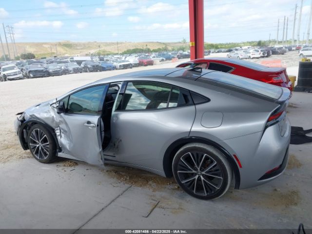 JTDACAAU6R3018629 Toyota PRIUS XLE