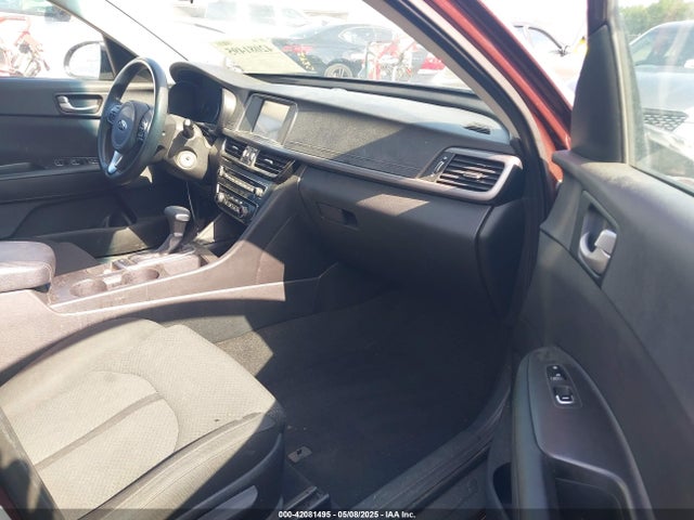 5XXGT4L39JG180260 KIA Optima Lx