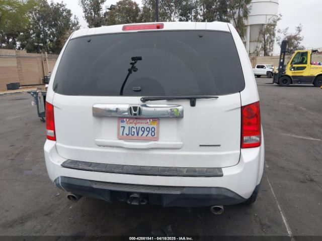 5FNYF3H31FB005140 Honda PILOT SE