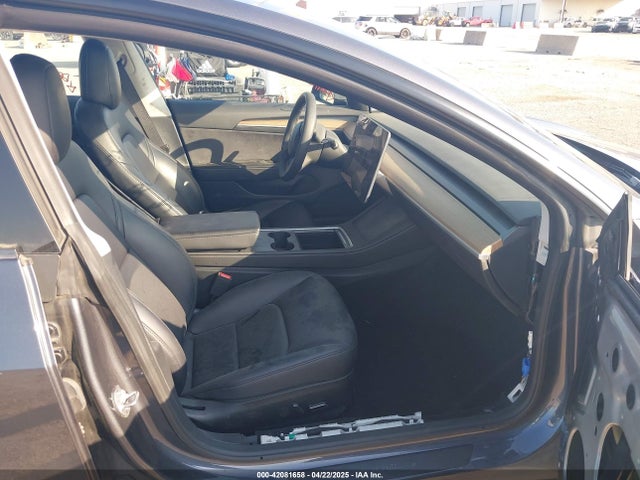 2023 TESLA MODEL 3 5YJ3E1EB5PF668953 Photo 4