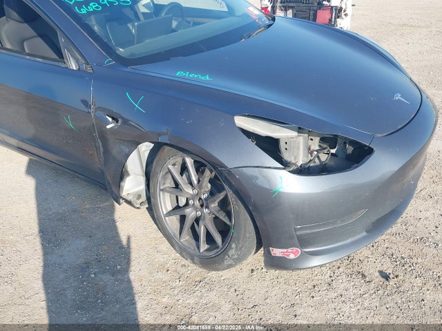 2023 TESLA MODEL 3 5YJ3E1EB5PF668953 Photo 5