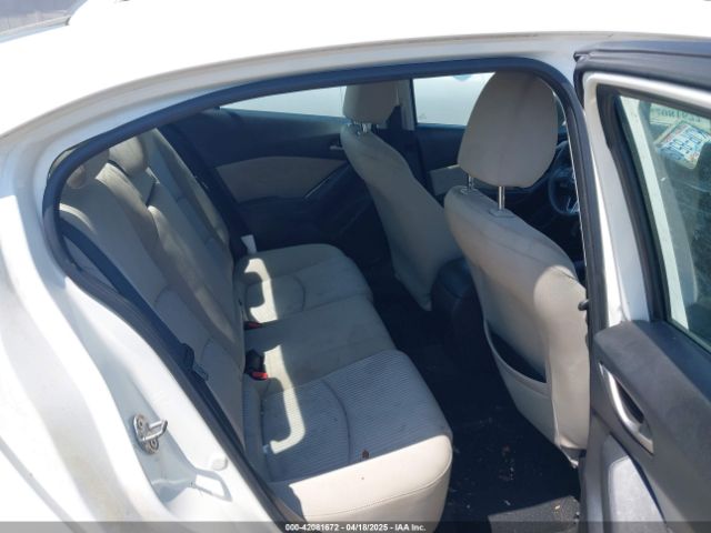 3MZBM1U73GM320945 Mazda Mazda3 I Sport