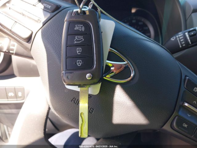 KM8K12AA7LU424244 Hyundai Kona Se