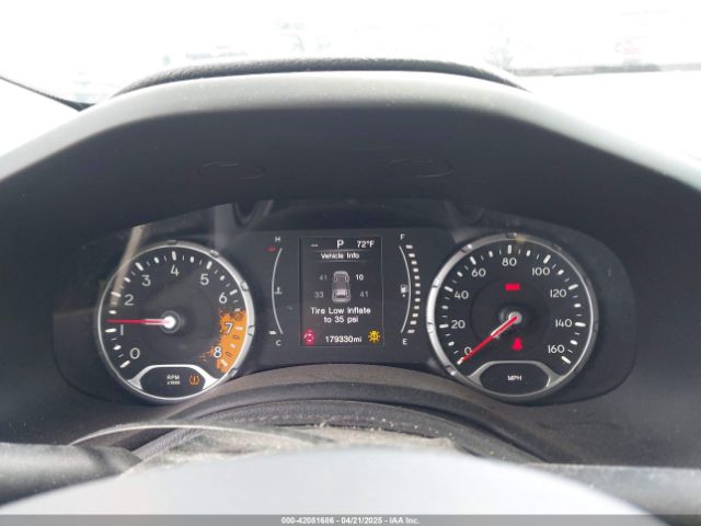 ZACCJABT8FPC19914 Jeep Renegade Latitude