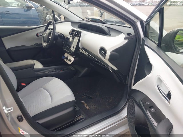 JTDKBRFU8G3502202 Toyota Prius Two