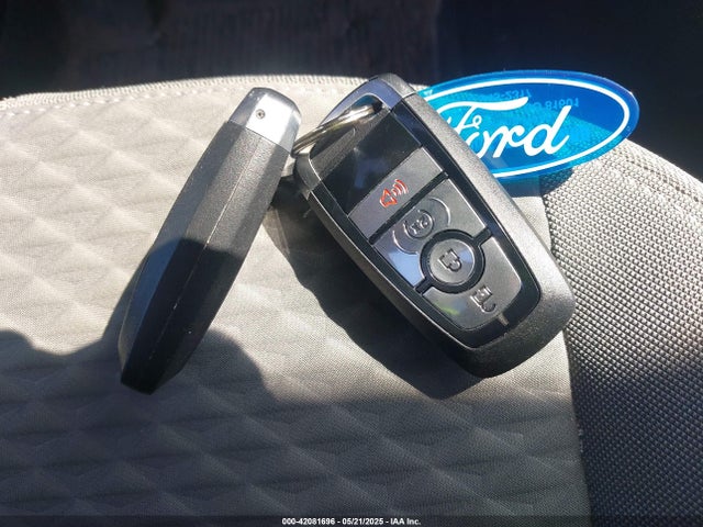 1FMCU9G61NUA83904 Ford dragon di tc