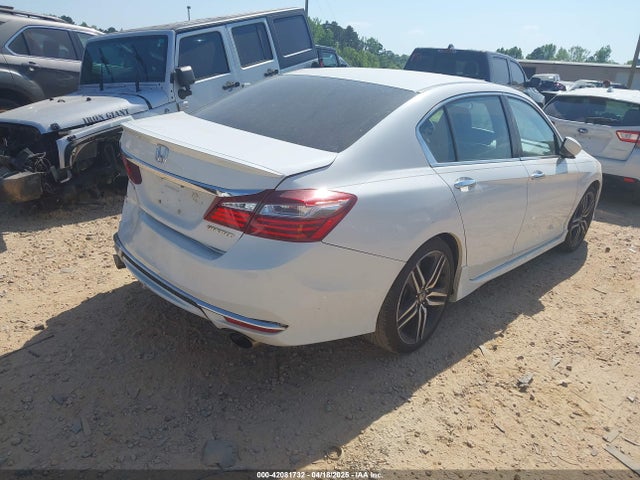 1HGCR2F68HA071979 Honda k24w1
