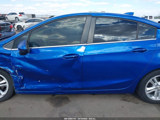1G1BE5SM0H7235257 Chevrolet Cruze Lt Auto