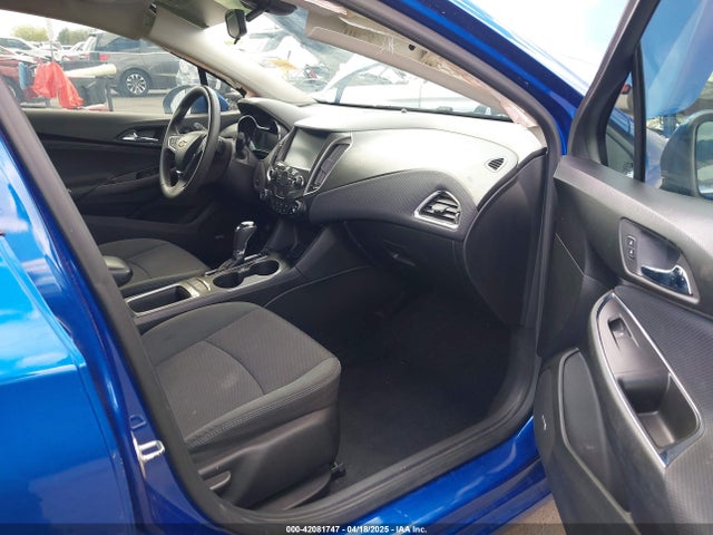 1G1BE5SM0H7235257 Chevrolet Cruze Lt Auto