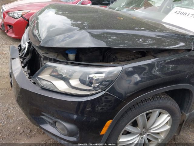 WVGBV7AX6GW542656 Volkswagen TIGUAN SE