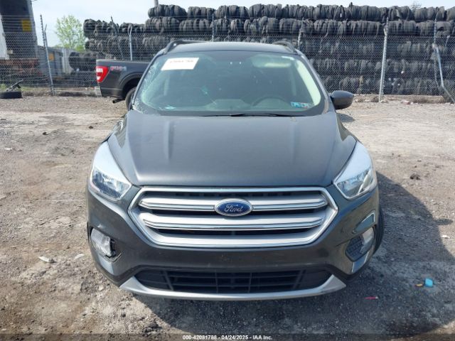 1FMCU9GD3JUC54404 Ford ESCAPE SE
