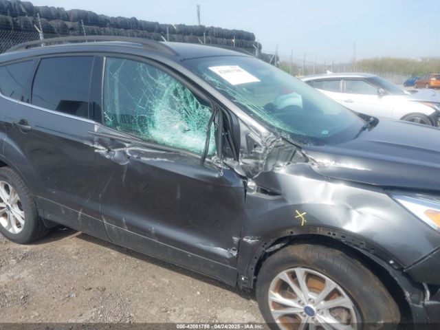 1FMCU9GD3JUC54404 Ford ESCAPE SE