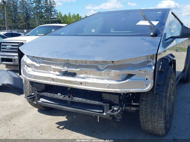 7G2CEHED7SA065144 Tesla Cybertruck All-wheel Drive