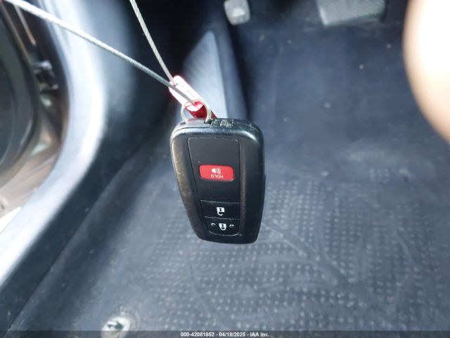 JTDKBRFU1G3521884 Toyota Prius Two