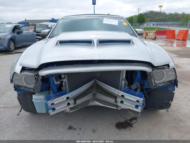 1ZVBP8EM2E5220424 Ford Mustang V6 Premium