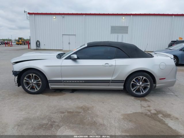 1ZVBP8EM2E5220424 Ford Mustang V6 Premium