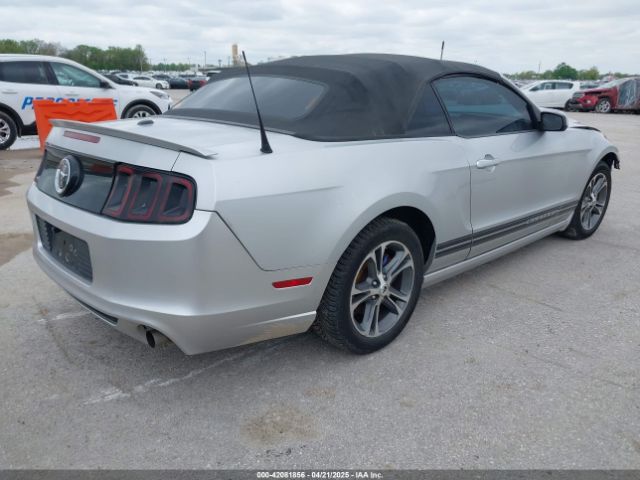 1ZVBP8EM2E5220424 Ford Mustang V6 Premium