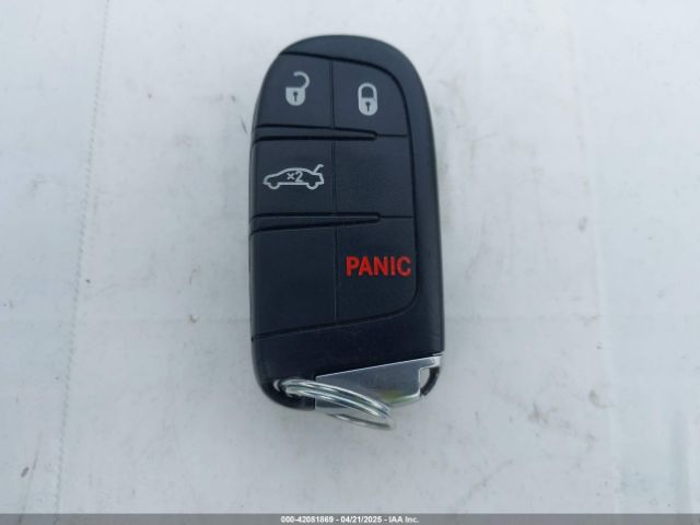 2C3CCAAG0JH211402 Chrysler 300 Touring L