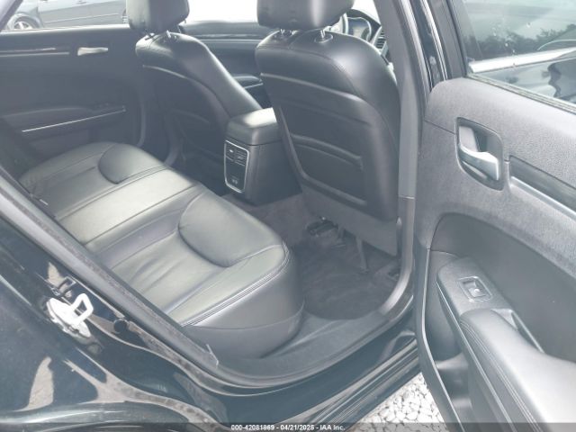 2C3CCAAG0JH211402 Chrysler 300 Touring L