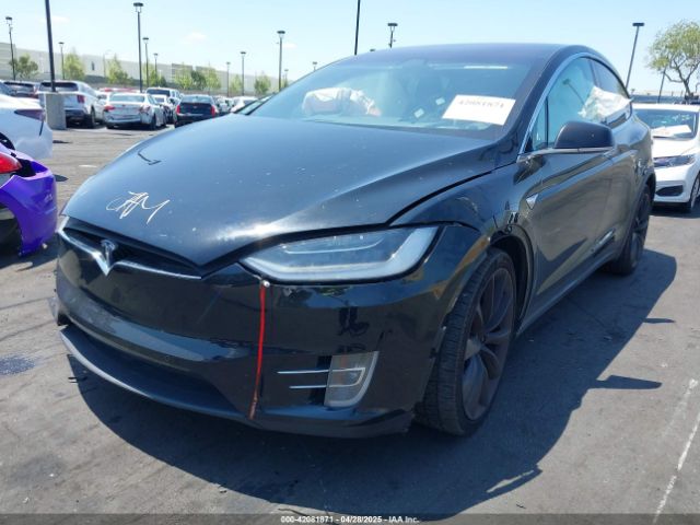 2018 TESLA MODEL X 5YJXCBE28JF103102 Photo 1