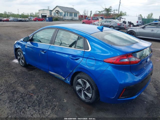 2017 HYUNDAI IONIQ HYBRID KMHC75LC9HU049113 Photo 2