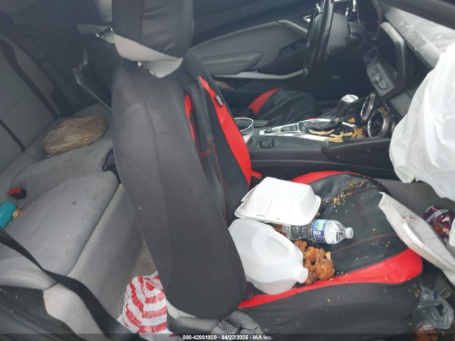 2020 CHEVROLET CAMARO 1G1FB1RX8L0115081 Photo 4