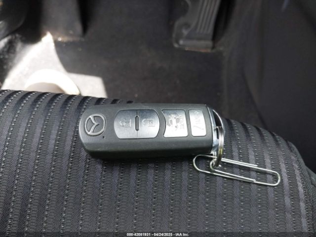 3MZBM1V73FM138546 Mazda Mazda3 I Touring