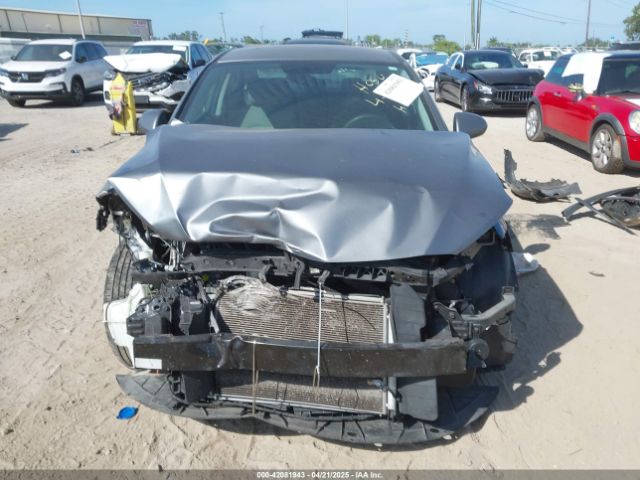 5NPD74LF1JH336992 Hyundai ELANTRA SE