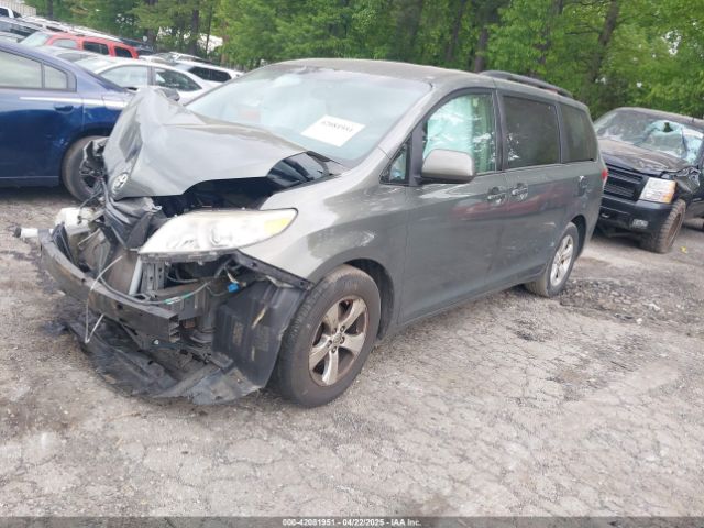 5TDKK3DC5ES457402 Toyota Sienna Le V6 8 Passenger