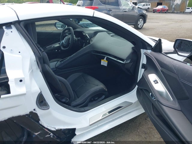 1G1YA2D49S5107572 Chevrolet Corvette Stingray Rwd  1lt