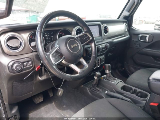 1C4HJXEG8KW541120 Jeep Wrangler Unlimited Sahara
