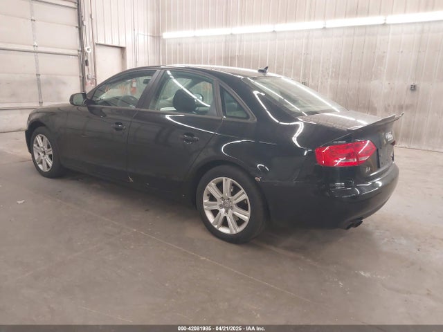 2011 AUDI A4 WAUBFAFL1BN008898 Photo 2