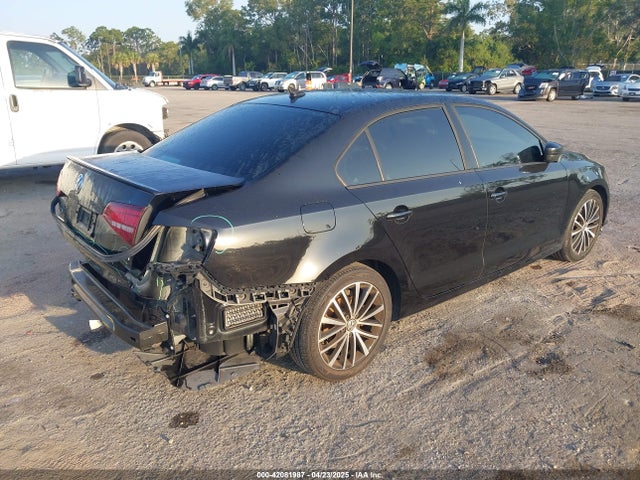 3VWD17AJ5GM335337 Volkswagen Jetta 1.8t Sport