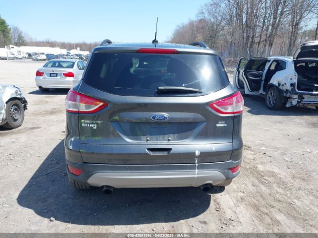 1FMCU9GX5GUC48686 Ford ESCAPE SE