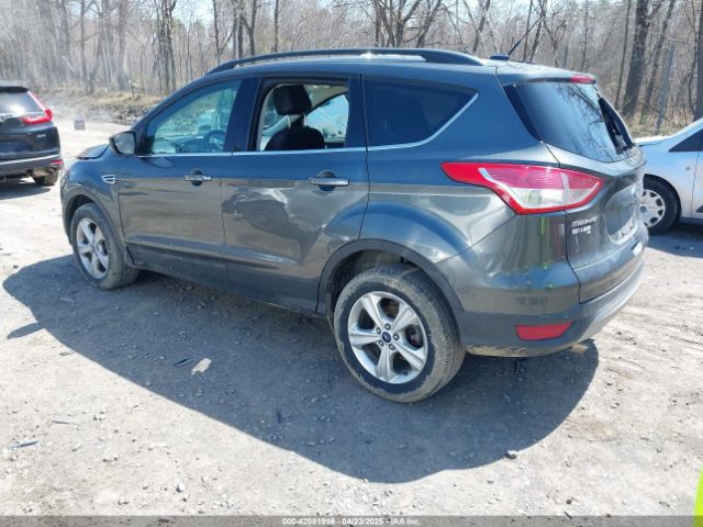 1FMCU9GX5GUC48686 Ford ESCAPE SE