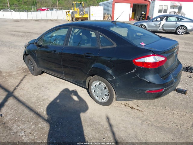 3FADP4AJ7JM142393 Ford FIESTA S