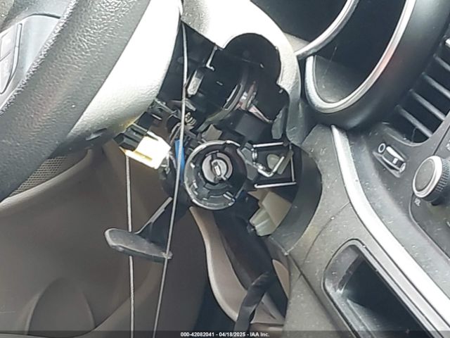 5XXGM4A79FG494002 KIA Optima Lx