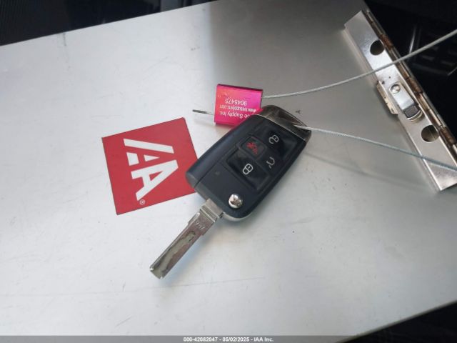 3VW4T7AU5GM018663 Volkswagen Golf Gti S 4-door