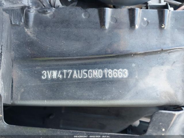 3VW4T7AU5GM018663 Volkswagen Golf Gti S 4-door