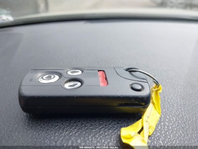 2011 ACURA RL JH4KB2F63BC000925 Photo 10