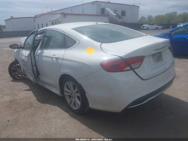 Chrysler 200 Limited 2015 1C3CCCAB3FN694544 Image 3