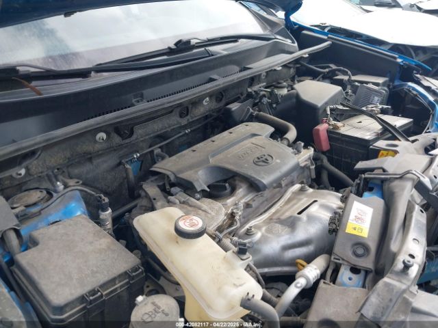 JTMZFREV5JJ154147 Toyota RAV4 LE